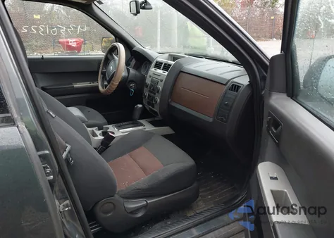 2008 Ford Escape Xlt из США, поврежденный, VIN 1FMCU03Z98KC38663